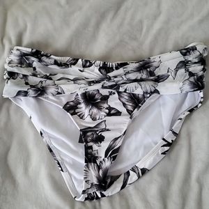 Black and white high waist swim bottom